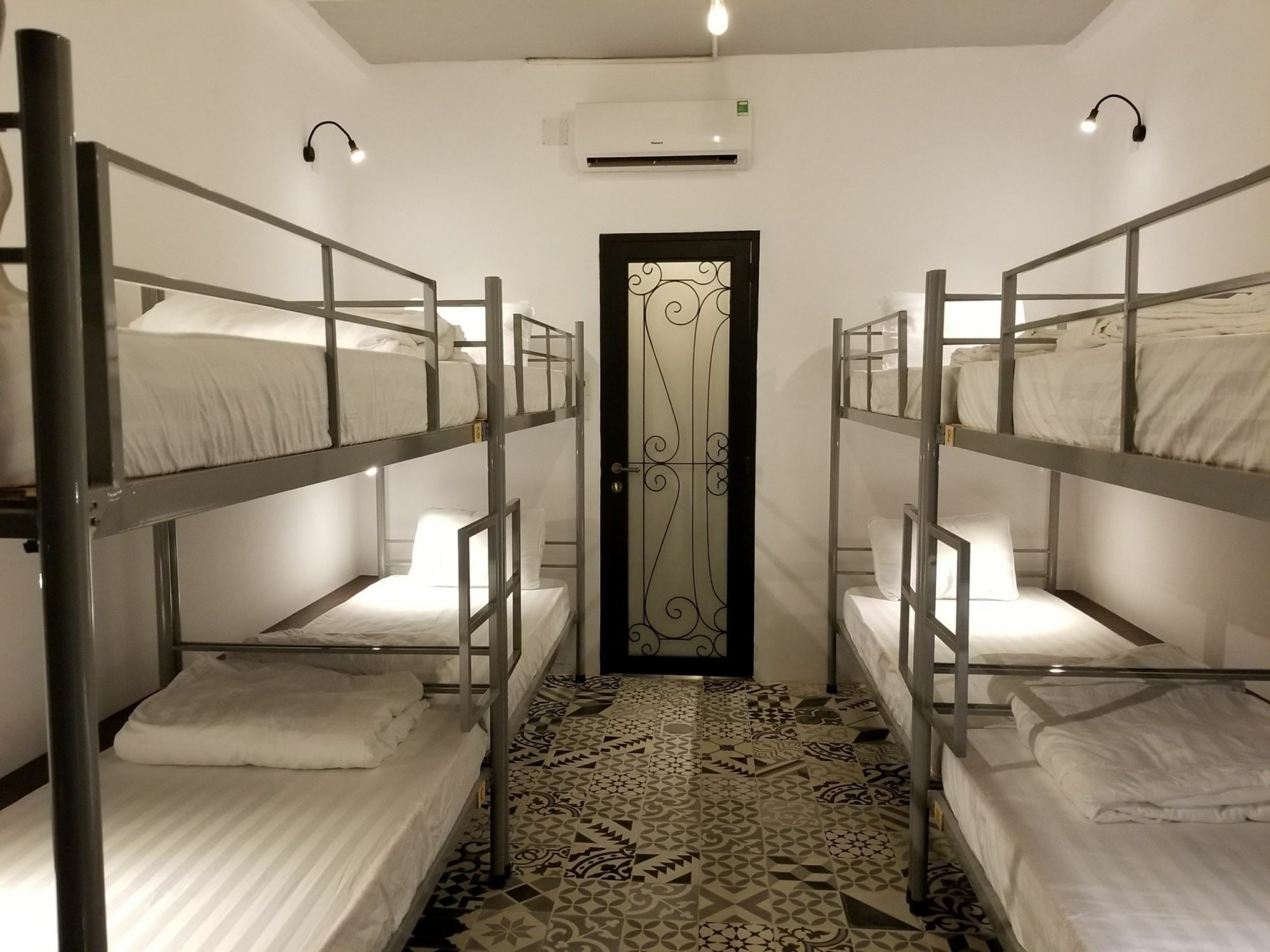 Timemark Travel Homestay & Hostel Ciudad Ho Chi Minh  Exterior foto